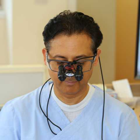 Dr. Prakash Vaswani, LDS RCS (Eng) - Dental Surgeon